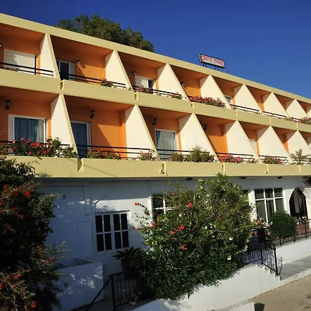 Creta Mare Hotel