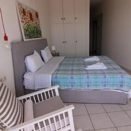 Creta Mare 2* Plakiász